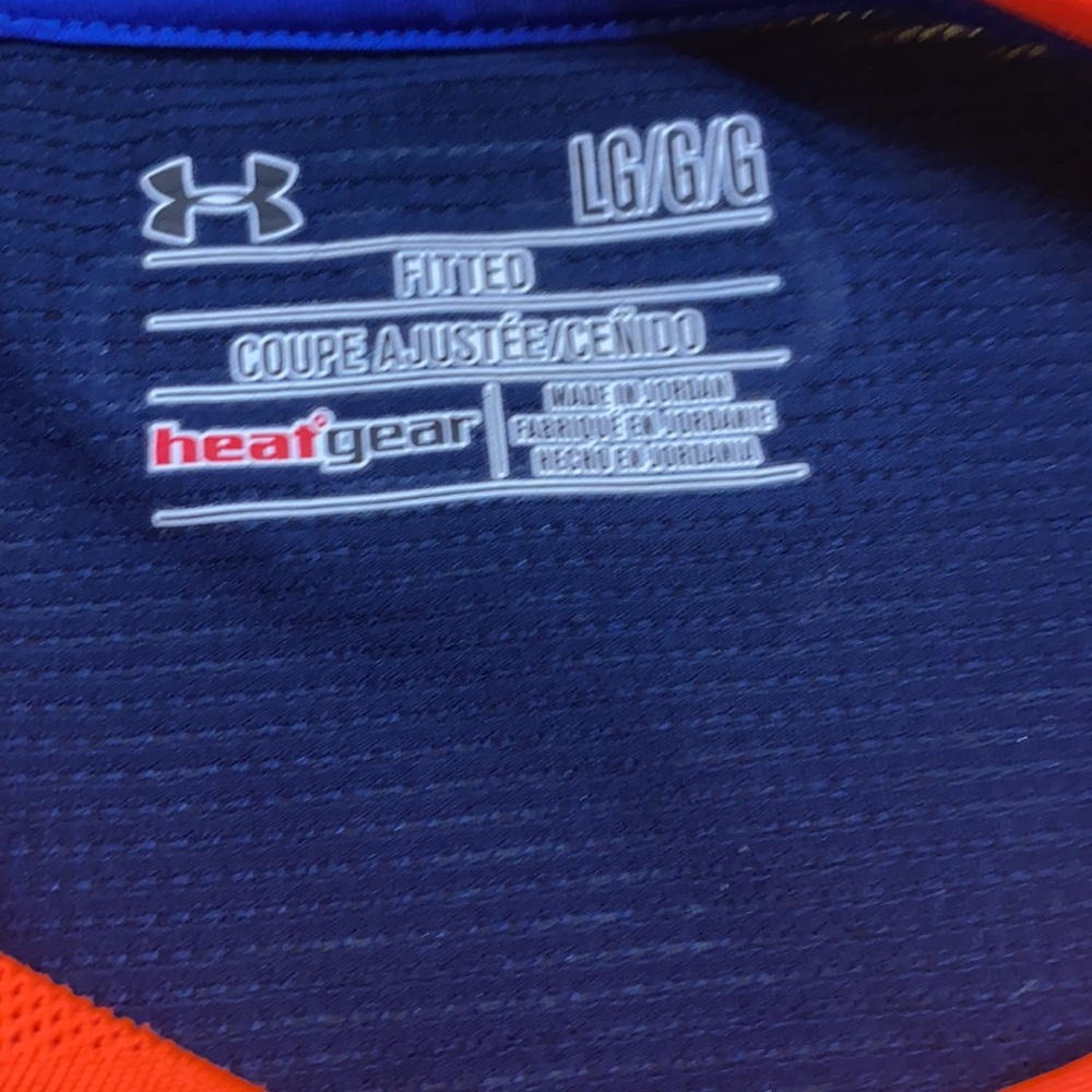 Under armour t-shirt - Picture 2 of 3